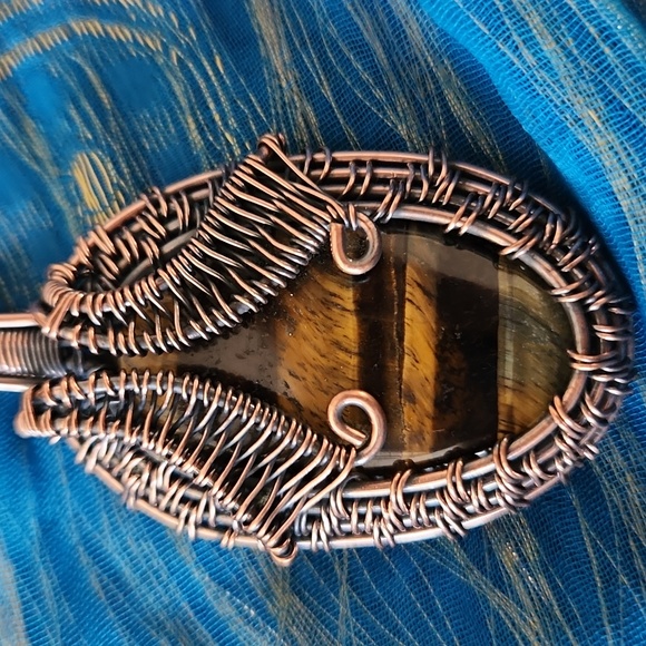 Tiger Eye Copper Pendant - Picture 3 of 5